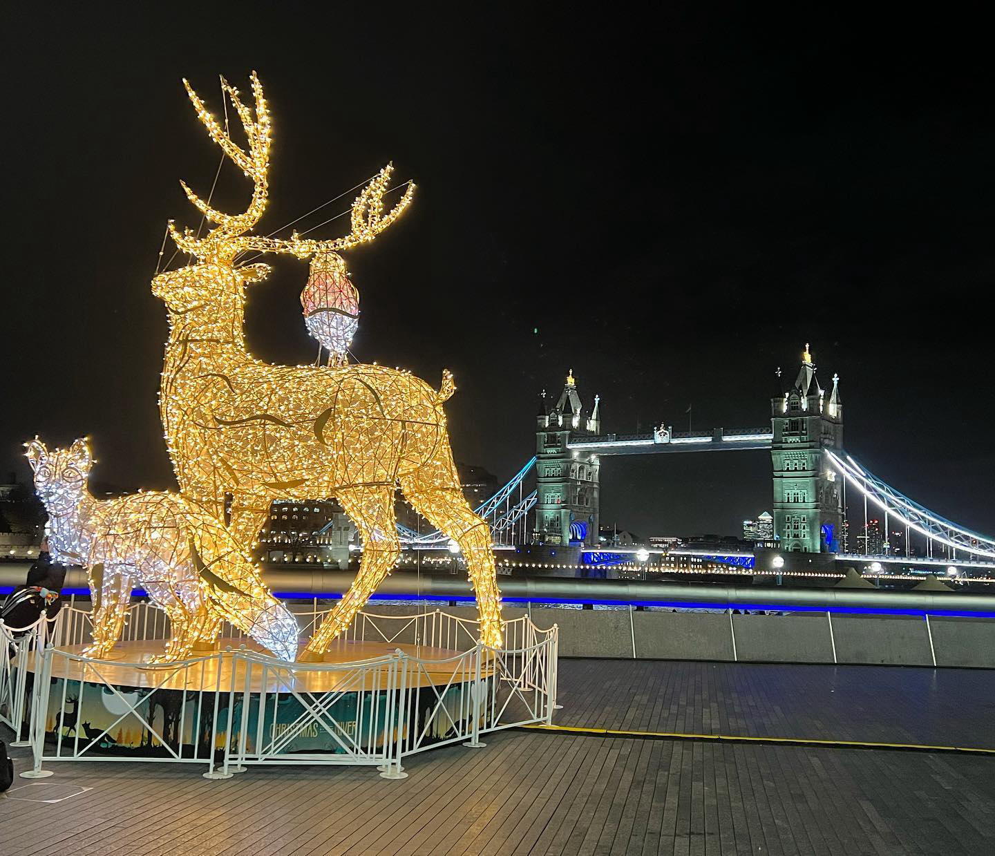 London Babi! 🇬🇧 - Happy Christmas from London