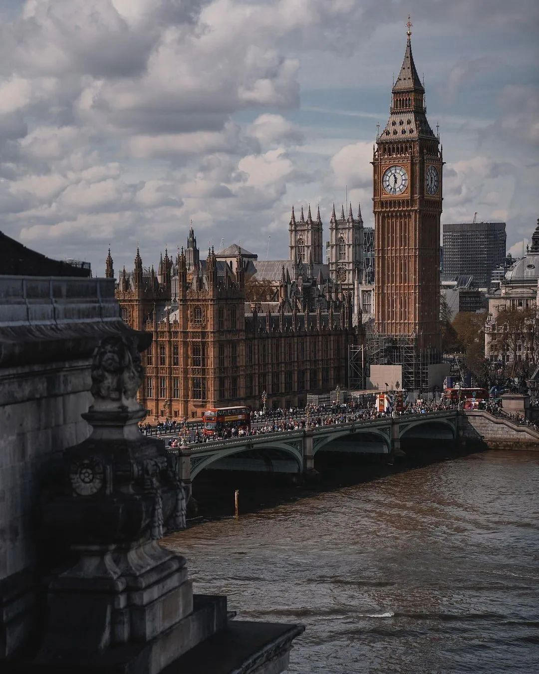 image  1 London Enthusiast 🇬🇧 - Fantastic view of Big Ben from across the river Themes